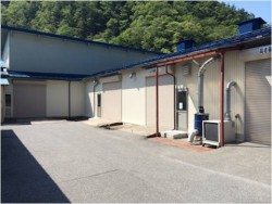 粉砕室前室シャッター設置